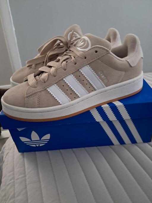 Buy & Sell Kingswood Retail Park Hull - Photos for ADIDAS CAMPUS BEIGE TRAINERS