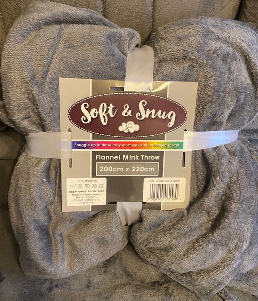 Buy & Sell Camp Hill Birmingham - Photos for King size grey mink throw