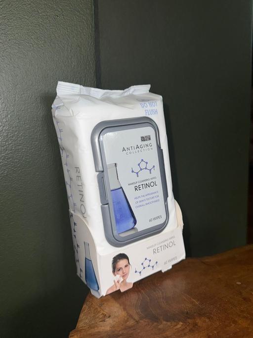 Buy & Sell Turnford Broxbourne - Photos for CLEANSING WIPES LARGE PACK