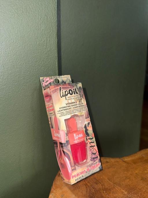 Buy & Sell Turnford Broxbourne - Photos for LIP OIL