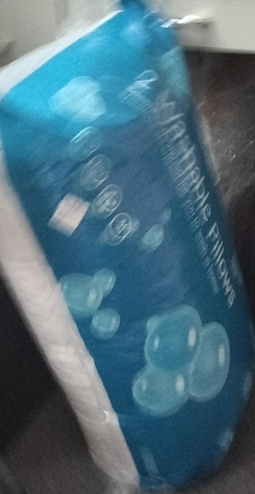 Buy & Sell Fixby Kirklees - Photos for 2 new washable pillows