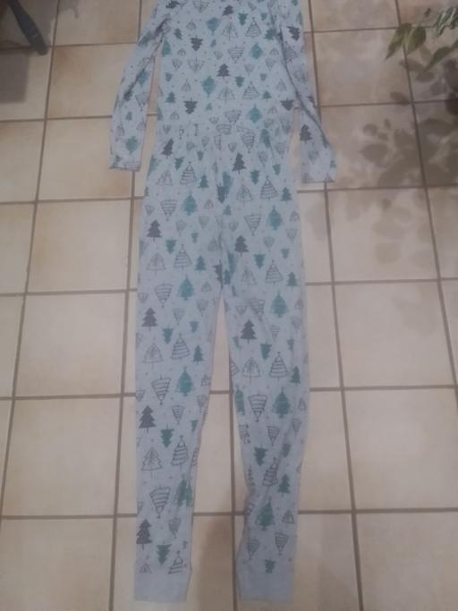 Buy & Sell Streetly Walsall - Photos for BOYS XMAS PJS