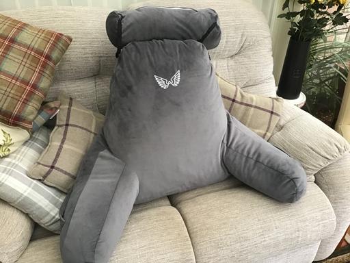 Buy & Sell Essington Wolverhampton - Photos for Aviator large grey back support pillow