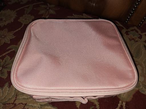 Buy & Sell Ettingshall Park Wolverhampton - Photos for Pink make up storage Bag with handle