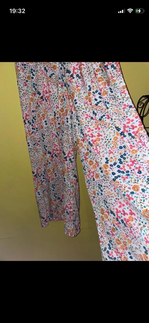 Buy & Sell Maypole Birmingham - Photos for Ladies /girls Floral Cullotte style trousers