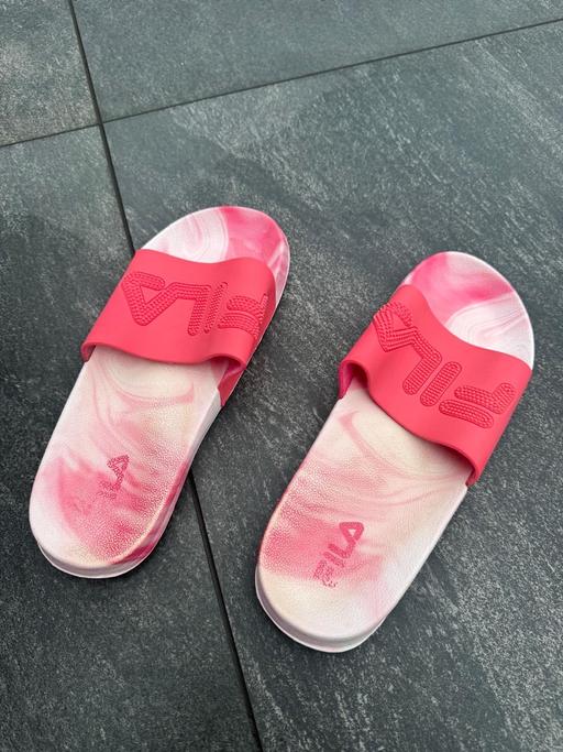 Buy & Sell Turnford Broxbourne - Photos for SLIDERS