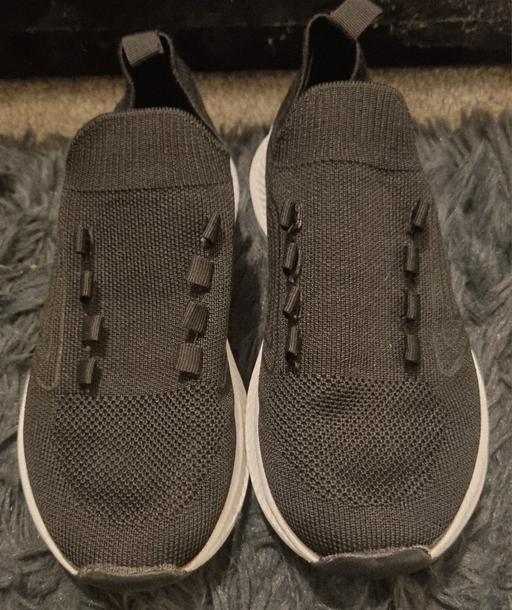 Buy & Sell Clayton West Kirklees - Photos for Black Slip On Sock Trainers - Size 2
