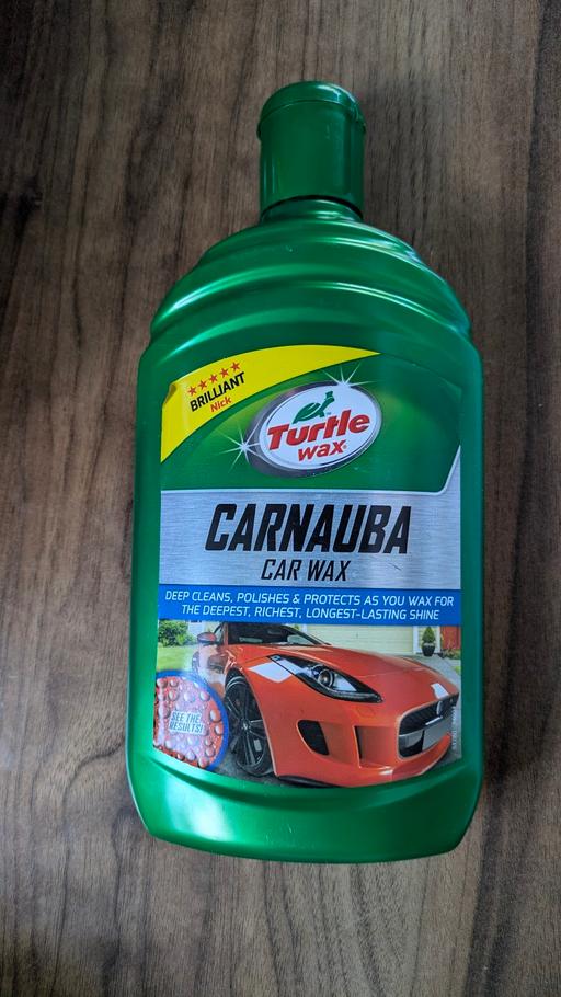 Vehicles Edmonton North London - Photos for Turtle wax & compound