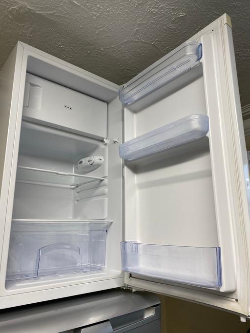 Buy & Sell Nuthall Broxtowe - Photos for WHITE ICEKING GARAGE FRIDGE