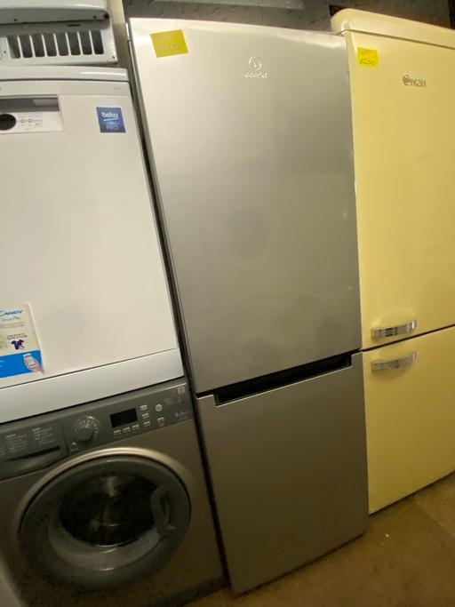 Buy & Sell Nuthall Broxtowe - Photos for SILVER INDESIT 6FT FRIDGE FREEZER