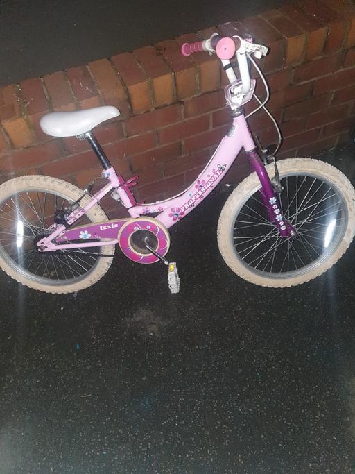 Buy & Sell Gornal Wood Dudley - Photos for Lovely, Professional Pink 20 inch Girls Bike,
