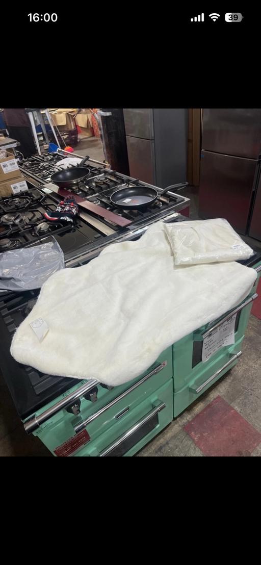 Buy & Sell Hillhouse Kirklees - Photos for Brand new one size ivory rug