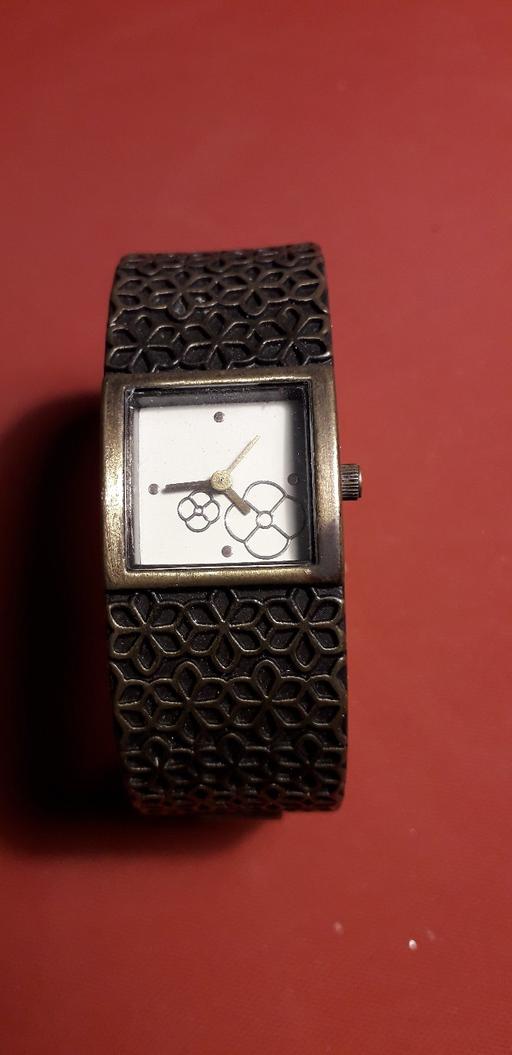 Buy & Sell Page Moss Knowsley - Photos for Genuine unique ladies wrist watch – by Rose