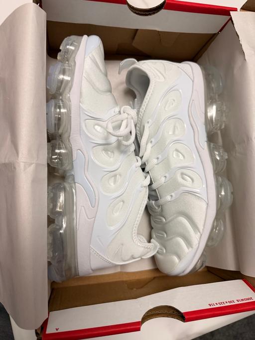 Buy & Sell Fulwood Preston - Photos for Nike Air Vapormax plus shoes trainers white
