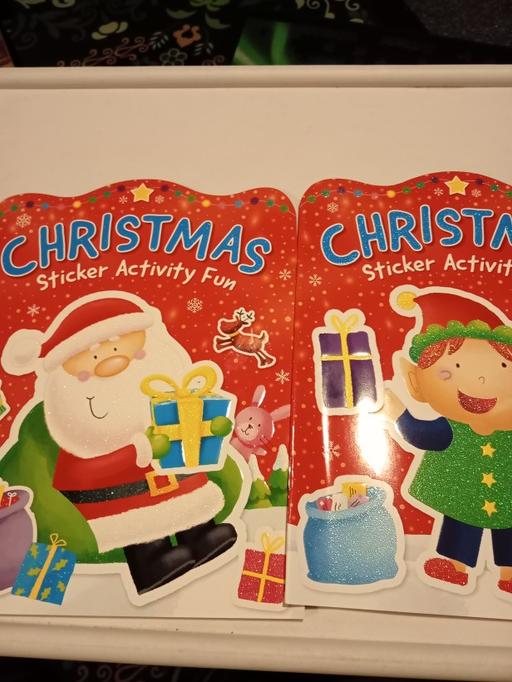 courses Horncastle East Lindsey - Photos for 2 new Christmas stickers books