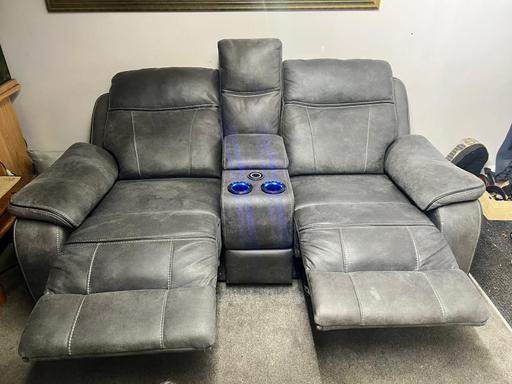 Buy & Sell Lambeth South East London - Photos for Sofa and Armchairs