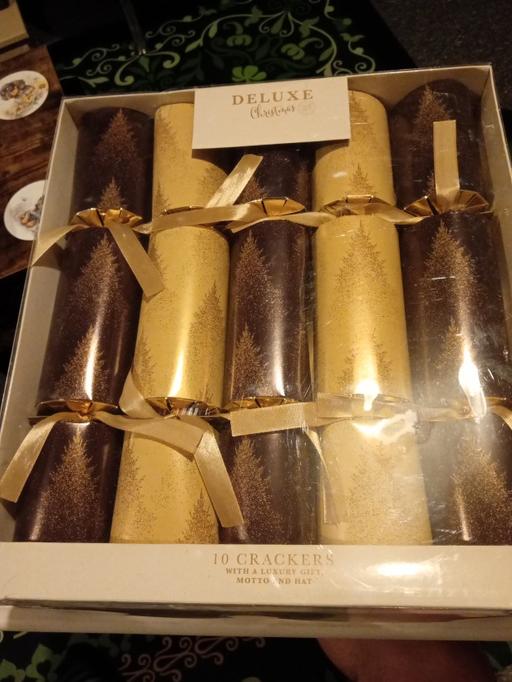 Buy & Sell Horncastle East Lindsey - Photos for £2 CHRISIS CRACKERS MAD SALE