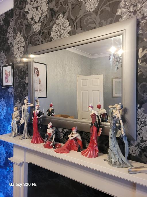 Buy & Sell Willenhall Walsall - Photos for set of 1920s lady figurines.