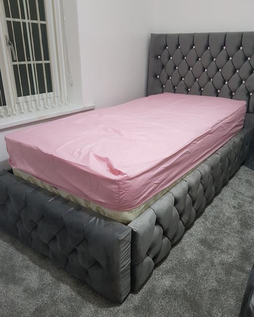 Buy & Sell Highfield Bradford - Photos for Single Bed