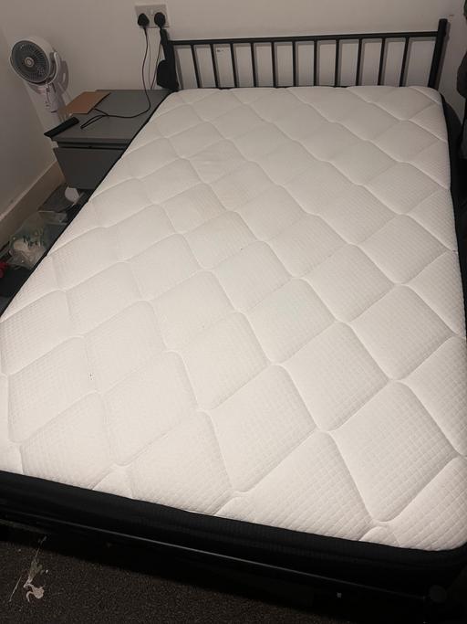 Buy & Sell Tulse Hill South East London - Photos for Small double bed for sale