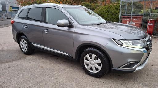 Vehicles Oldbury Sandwell - Photos for 2017 MITSUBISHI OUTLANDER 4X4 VAN 2.2 DI-D DI