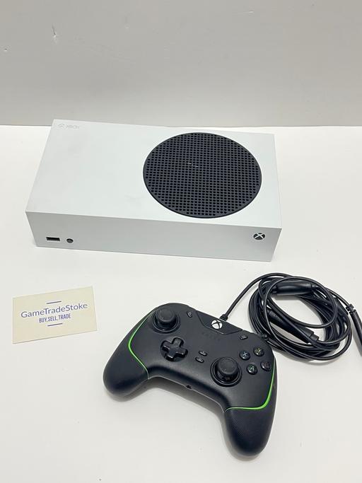 Buy & Sell Stoke on Trent City Centre Stoke-on-Trent - Photos for Xbox Series S + wired controller £150