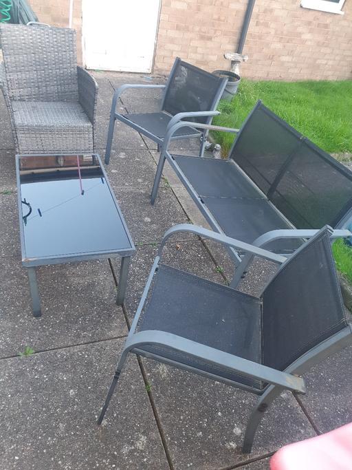 Buy & Sell Pensnett Dudley - Photos for Metal Garden Furniture Set - Bench, 2 Chairs