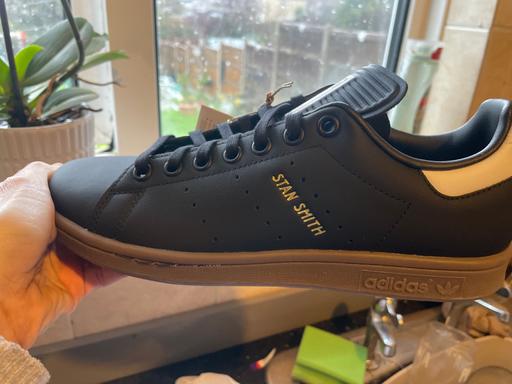 Buy & Sell Bells Mill Dudley - Photos for Stan smith trainers brand new with in the box