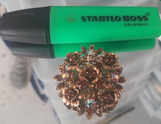 Buy & Sell Thatto Heath Saint Helens - Photos for vintage mixed gemstone floral brooch