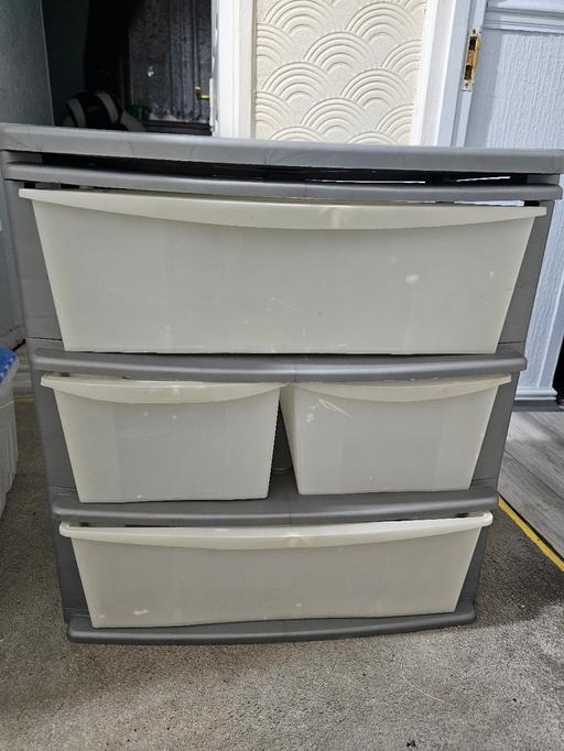 Buy & Sell Cranford Hounslow - Photos for storage cabinet