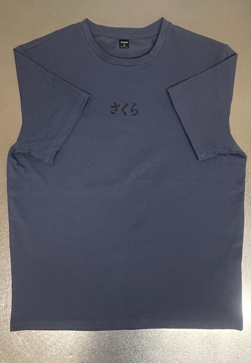 Buy & Sell West Ealing West London - Photos for SHIEN retro men’s navy blue T-shirt