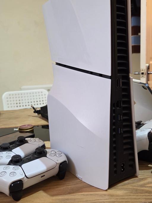 Buy & Sell Kennington South East London - Photos for Ps5 slim disc + 4 controller