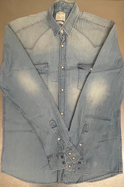 Buy & Sell West Ealing West London - Photos for Selected Homme vintage 90’s denim Shirt