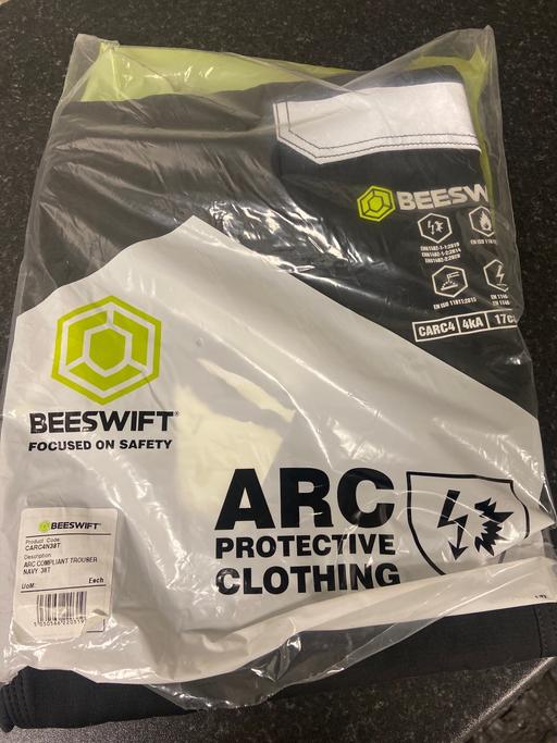 Buy & Sell Lower Gornal Dudley - Photos for Beeswift work trousers