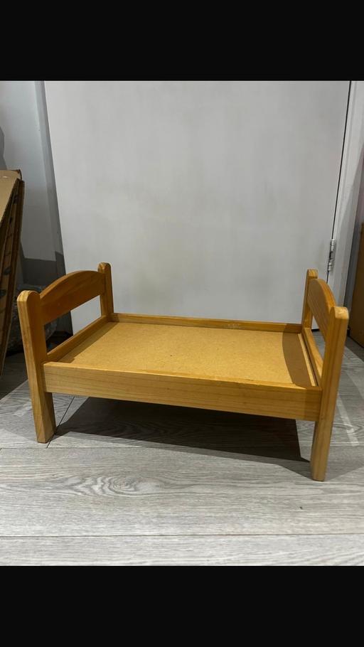 Buy & Sell Turnford Broxbourne - Photos for WOODEN DOLLS BED