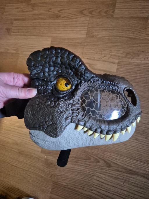 Buy & Sell Crumpsall Manchester - Photos for Jurassic World T Rex Mask