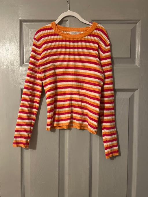 Buy & Sell Cadeby Doncaster - Photos for Beautiful warm long top age 10-11 years