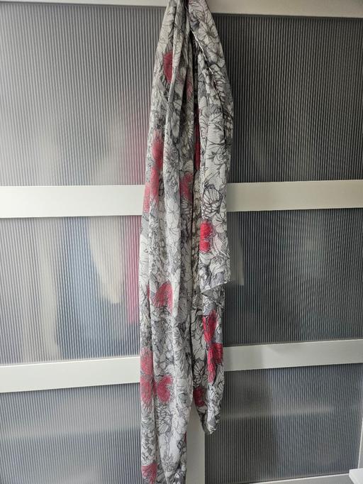 Buy & Sell Weston Point Halton - Photos for Ladies fashion scarf