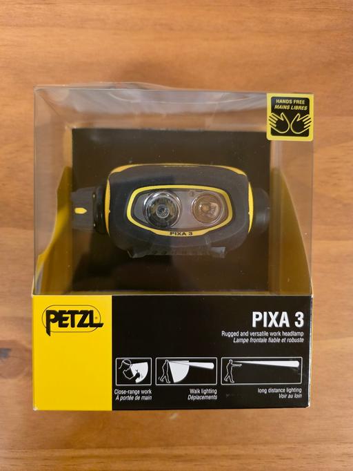 Buy & Sell Sydenham Hill South East London - Photos for PETZL HEAD TORCH.