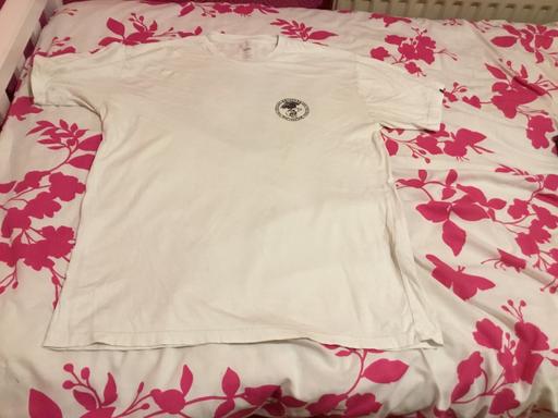 Buy & Sell Woodcross Wolverhampton - Photos for Mens T/Shirt Size large See all pice