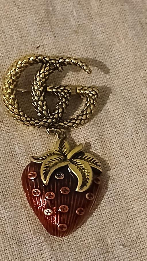 Buy & Sell Bermondsey South East London - Photos for brooch