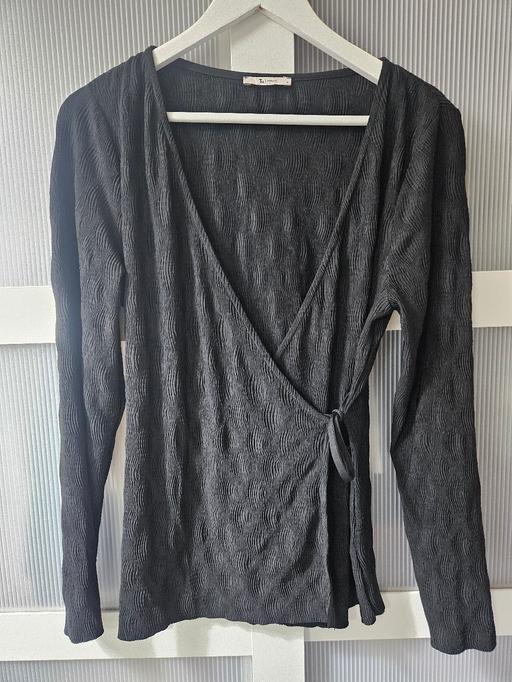 Buy & Sell Weston Point Halton - Photos for Size 12 TU black wrap top
