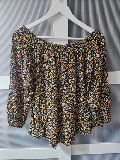 Buy & Sell Weston Point Halton - Photos for Size 8 SELECT off the shoulder top