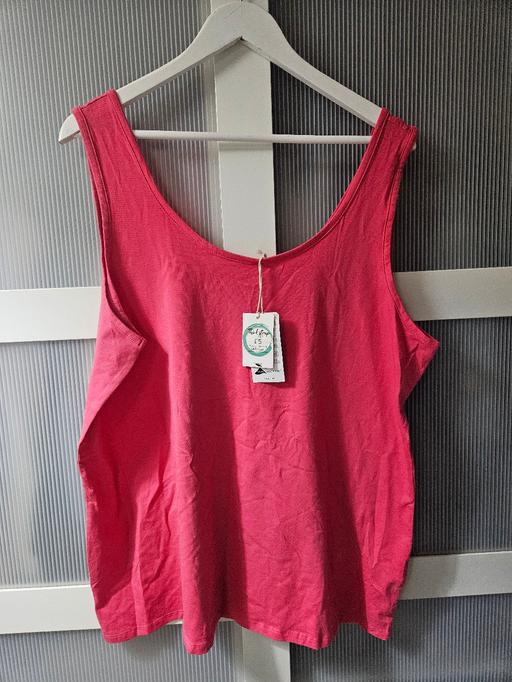 Buy & Sell Weston Point Halton - Photos for 🌟NEW🌟 Size 24 NEXT pink vest top
