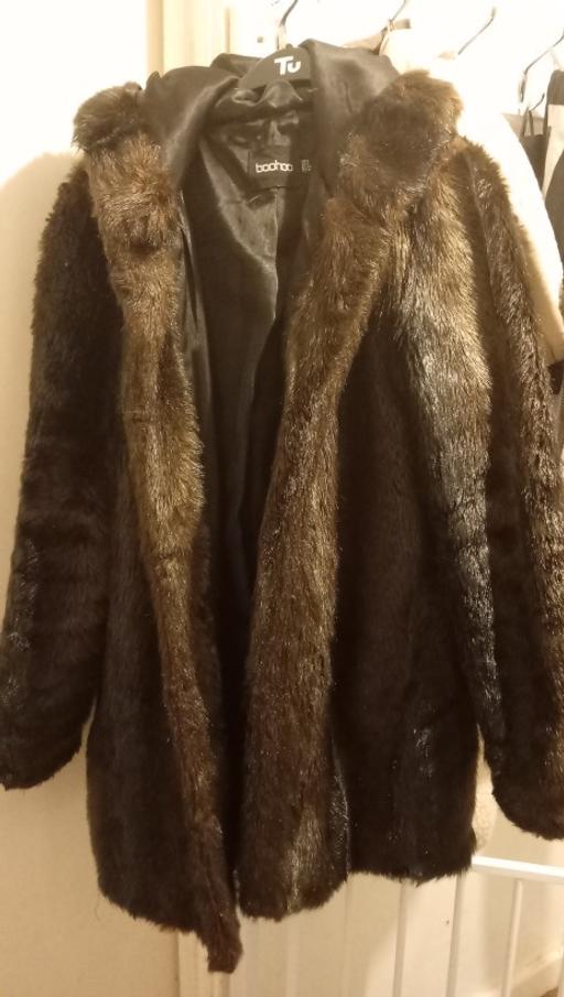 Buy & Sell Oldbury Sandwell - Photos for In Oldbury ,Lovely brown coat from boohoo 
