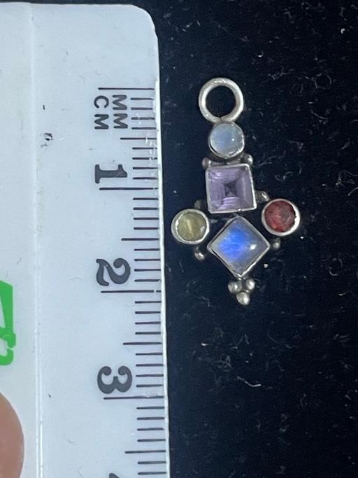 Buy & Sell Enfield Wash Enfield - Photos for Muti-stones silver pendant