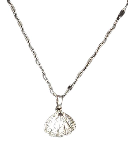 Buy & Sell - Photos for Beautiful shell Necklace