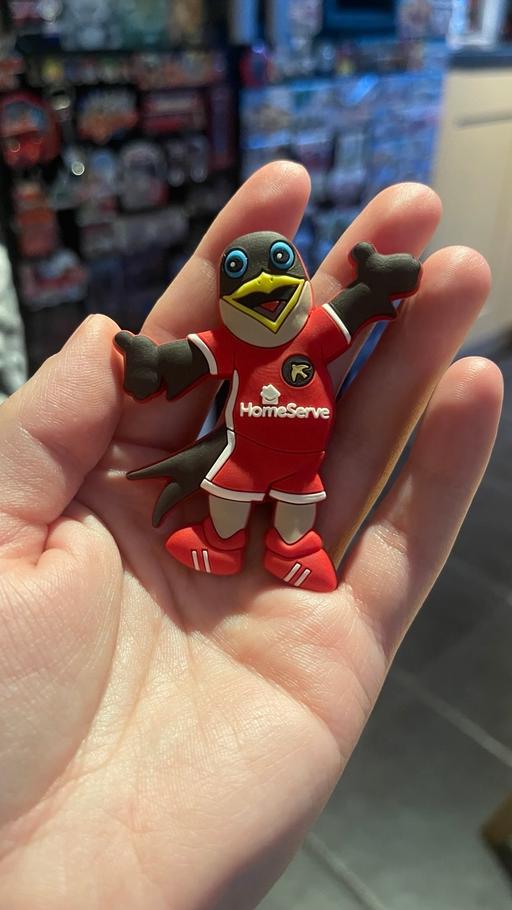 Buy & Sell Bentley Walsall - Photos for Wanted Swifty Walsall FC fridge magnet