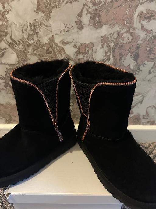 Buy & Sell Grasswell Sunderland - Photos for Ugg boots