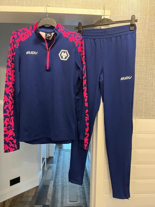 Buy & Sell Woodsetton Dudley - Photos for Wolves tracksuit